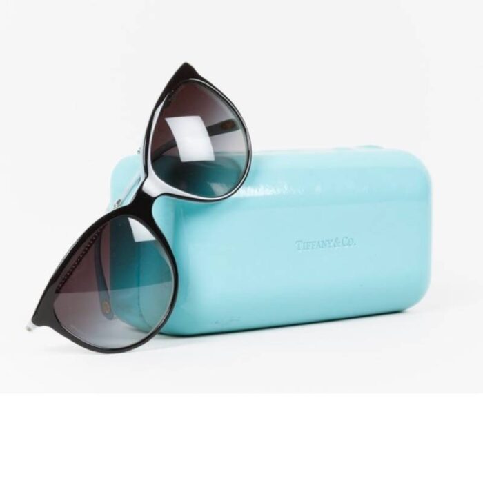 ⁦نظارة شمسية نسائي TIFFANY&CO⁩ - الصورة ⁦2⁩