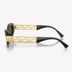 ⁦نظارة شمسية نسائي Versace⁩ - الصورة ⁦3⁩